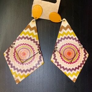 NWOT Oversized Sunburst Diamond Dangle Earrings - Maroon & Gold